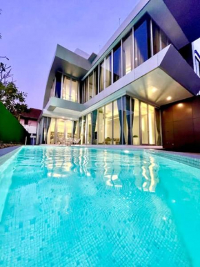 Charming Pool Villa with Breathtaking View